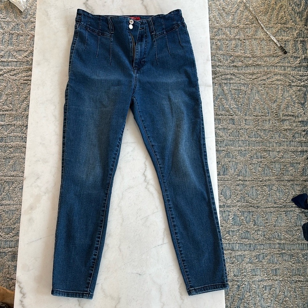 Guess high rise Jeans